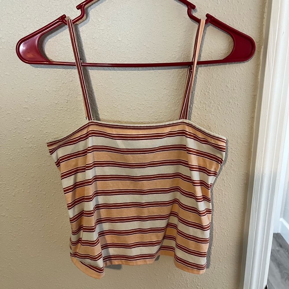 Crop tank top, pink and red, size small, others follow brand